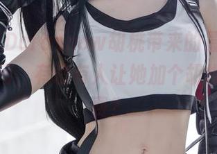 Sally Dorasnow胡桃带来的最新美图：我想问，有没有人让她加个胡桃的代言费？